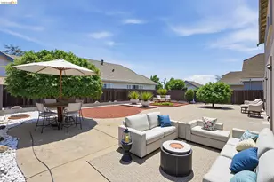 74 Vella Cir, Oakley, CA 94561 - Photo 25