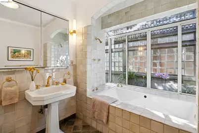 706 Hilldale Ave, Berkeley, CA 94708 - Photo 47