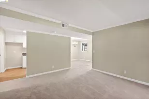 660 Canyon Oaks Dr, Oakland, CA 94605 - Photo 15