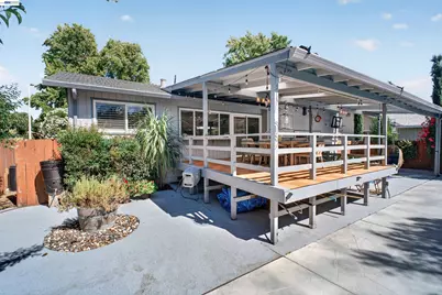 4336 Muirwood Dr, Pleasanton, CA 94588 - Photo 53