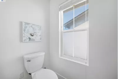 9137 Seawind Way, Newark, CA 94560 - Photo 31