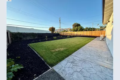 1323 Canton Dr, Milpitas, CA 95035 - Photo 33