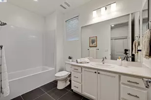 5885 Cadence Ave, Dublin, CA 94568 - Photo 5