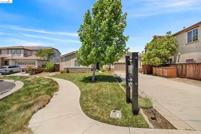 6432 Laurel Creek Pl, Livermore, CA 94551 - Photo 3