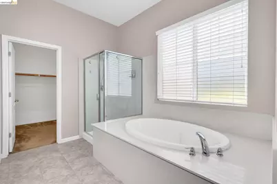6432 Laurel Creek Pl, Livermore, CA 94551 - Photo 33