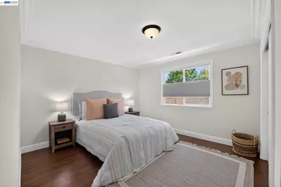 20556 Forest Ave, Castro Valley, CA 94546 - Photo 15