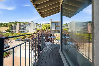 3 Windward Hl, Oakland, CA 94618 - Photo 11