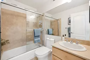 1028 Aquarius Way, Oakland, CA 94611 - Photo 49