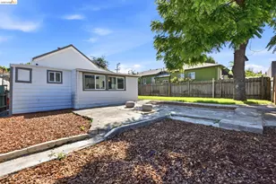 3007 Bona St, Oakland, CA 94601 - Photo 33