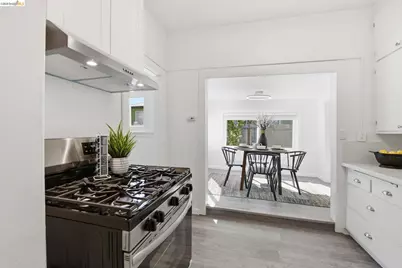 3007 Bona St, Oakland, CA 94601 - Photo 15