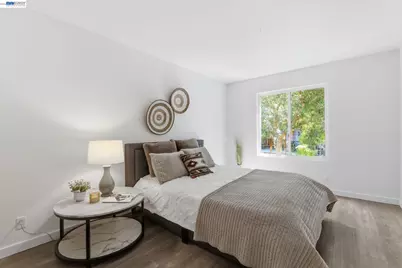 955 Shorepoint Ct #100, Alameda, CA 94501 - Photo 17