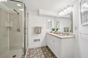 525 Dowling Blvd, San Leandro, CA 94577 - Photo 57