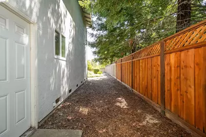 2704 Mohawk Cir, San Ramon, CA 94583 - Photo 69
