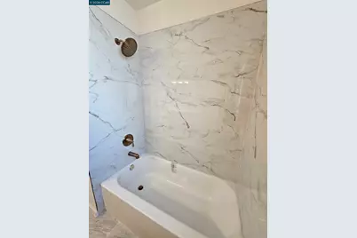 638 36th St, Richmond, CA 94805 - Photo 9