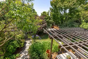 2537 Scenic Ave, Oakland, CA 94602 - Photo 45