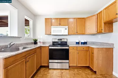 8505 Maiden Ln, El Cerrito, CA 94530 - Photo 33