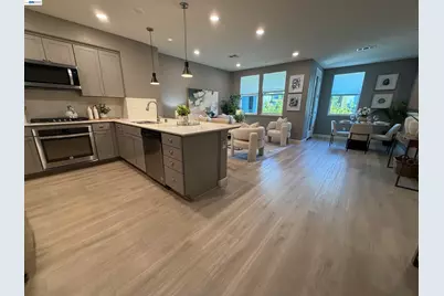 558 Clover Cir, Milpitas, CA 95035 - Photo 3