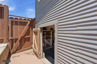 4203 Redding, Oakland, CA 94619 - Photo 35