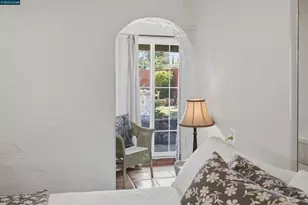 5249 Olive Dr, Concord, CA 94521 - Photo 17