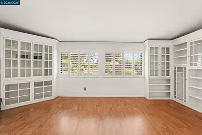2356 Golden Bear Circle, Stockton, CA 95209 - Photo 5