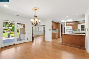 2356 Golden Bear Cir, Stockton, CA 95209 - Photo 9