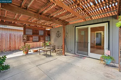 2356 Golden Bear Circle, Stockton, CA 95209 - Photo 25