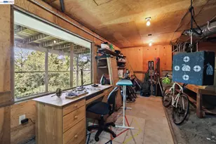 55 Asilomar Cir, Oakland, CA 94611 - Photo 29