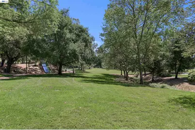 132 Mission Dr, Pleasanton, CA 94566 - Photo 37