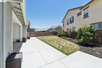 1111 Jacobs Dr, Mountain House, CA 95391 - Photo 45