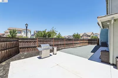 1111 Jacobs Dr, Mountain House, CA 95391 - Photo 47