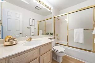 154 Asby Bay, Alameda, CA 94502 - Photo 41