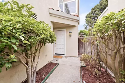 154 Asby Bay, Alameda, CA 94502 - Photo 7