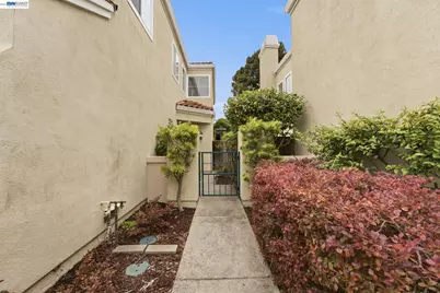 154 Asby Bay, Alameda, CA 94502 - Photo 5