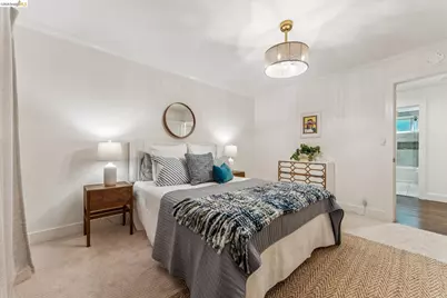 2028 Damuth #1, Oakland, CA 94602 - Photo 37