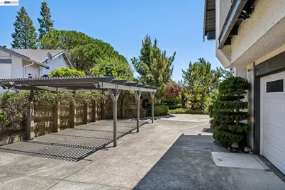 4618 Setting Sun Dr, Richmond, CA 94803 - Photo 17