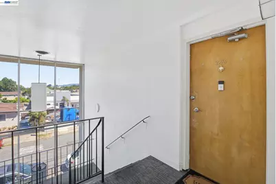 243 Castro St, San Leandro, CA 94577 - Photo 27