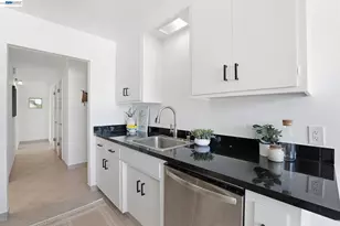243 Castro St, San Leandro, CA 94577 - Photo 9