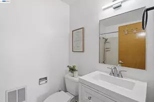 243 Castro St, San Leandro, CA 94577 - Photo 19