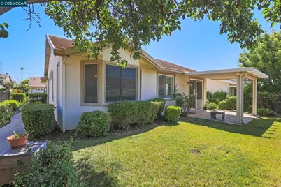 1637 Regent Dr, Brentwood, CA 94513 - Photo 23