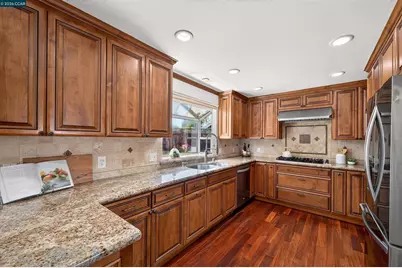2 Wildwood Pl, Pleasant Hill, CA 94523 - Photo 13