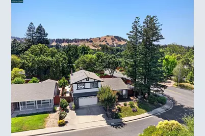 2 Wildwood Pl, Pleasant Hill, CA 94523 - Photo 3