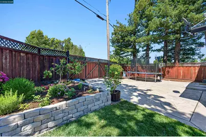 2 Wildwood Pl, Pleasant Hill, CA 94523 - Photo 33