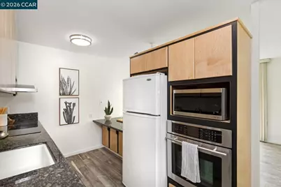 3945 Harrison Street #23, Oakland, CA 94611 - Photo 13