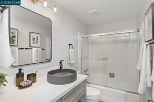 3945 Harrison St, Oakland, CA 94611 - Photo 19