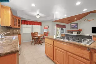 4321 Gold Run Dr, Oakley, CA 94561 - Photo 17