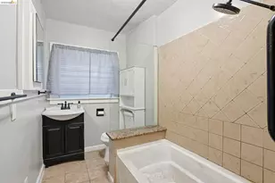 861 70th Ave, Oakland, CA 94621 - Photo 23