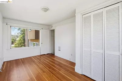 1045 Stanford Ave #2, Oakland, CA 94608 - Photo 21