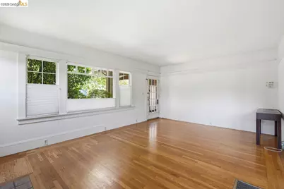 1045 Stanford Ave #2, Oakland, CA 94608 - Photo 7