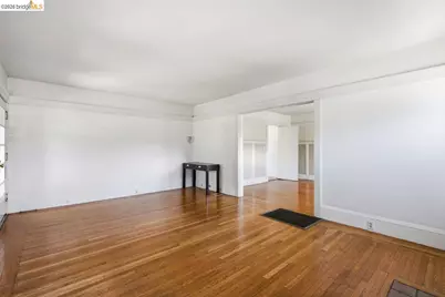 1045 Stanford Ave #2, Oakland, CA 94608 - Photo 7
