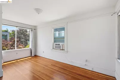 1045 Stanford Ave #2, Oakland, CA 94608 - Photo 19